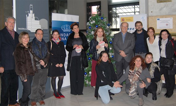 Un "árbol de la memoria" se instala en CentroCentro Cibeles del Ayuntamiento de Madrid para concienciar sobre el Alzhéimer