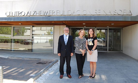 El Queen Sofia Spanish Institute visita el Centro Alzheimer Fundación Reina Sofía