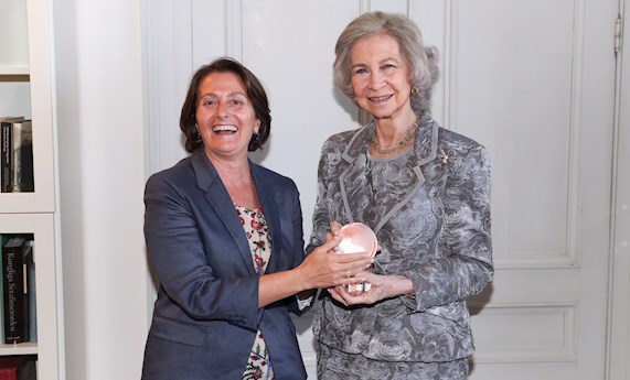 S.M. la reina Doña Sofía es reconocida como embajadora contra la enfermedad de Alzheimer